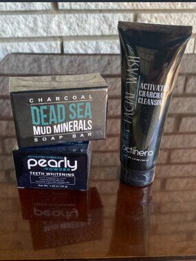 Beauty bundl- Unopened NEW facewash, facebar, and teeth whitener